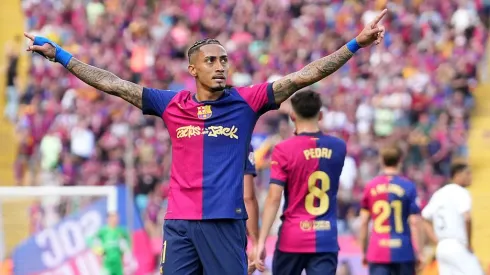 Raphinha bisou na grande vitória do Barcelona sobre o Real Madrid. Foto: Getty Images