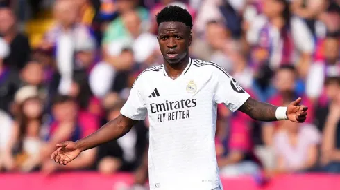 Vini Jr durante o El Clásico entre Barcelona x Real Madrid. Foto: Getty Images