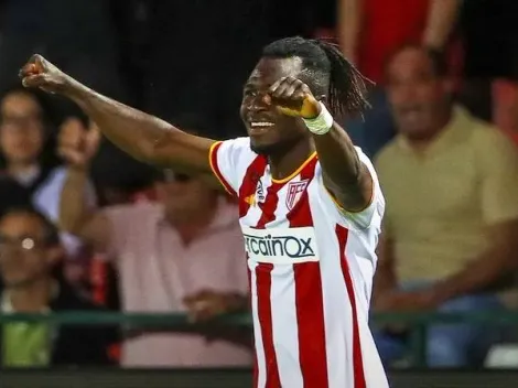 AVS bate Vizela por 3-0 e tem quase garantida a manutenção