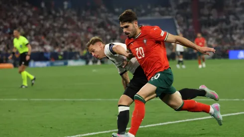 Pedro Neto esteve em destaque na primeira parte por Portugal. Foto: Alexander Hassenstein/Getty Images
