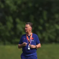 Louis van Gaal acusa Manchester United de tirar poder de decisão aos treinadores em alusão a Rúben Amorim