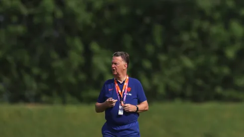 Louis van Gaal orientou o Manchester United entre 2014 e 2016 e pouco parece ter mudado