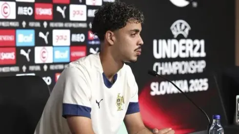 Portugal estreou-se no Europeu sub-21 2025 com um empate e o central João Muniz foi um dos titulares. Foto: FPF