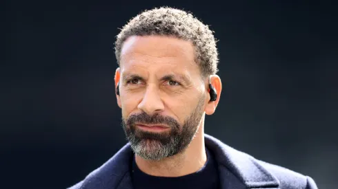 Rio Ferdinand com conselhos para Viktor Gyokeres, do Sporting. Foto: George Wood/Getty Images