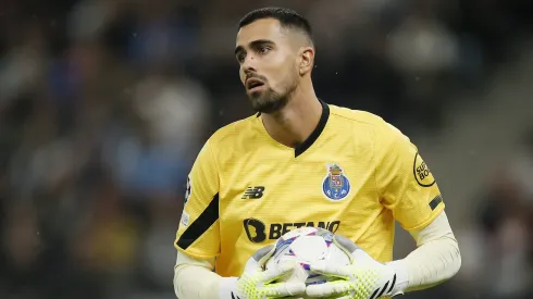 Diogo Costa é baixa no FC Porto para o Palmeiras. Foto: Selim Sudheimer/Getty Images