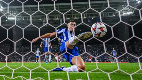 Nehuén Pérez, jogador do FC Porto, está pronto para defrontar o Inter Miami de Messi. Foto: Getty