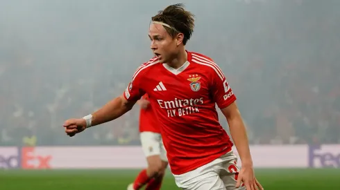 Andreas Schjelderup pode estar de saída do Benfica rumo ao futebol italiano. Foto: Gualter Fatia/Getty Images