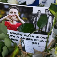 Liverpool honra Diogo Jota com apoio à família: um gesto de amor que transcende o futebol