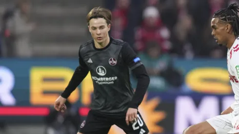 Caspar Jander, do Nuremberga, é alvo do Benfica. Foto: Pau Barrena/Getty Images