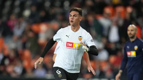 Enzo Barrenechea interessa ao Benfica. Foto: Aitor Alcalde/Getty Images)