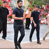 Bruno Fernandes, Diogo Dalot e Rúben Amorim prestaram homenagem a Diogo Jota e André Silva em Anfield Road
