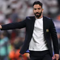 Cinco jogadores pediram para deixar o Manchester United e Rúben Amorim dá empurrão ao colocá-los a treinar à parte do grupo
