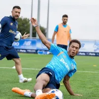 Francesco Farioli apela ao sentimento dos jogadores do FC Porto: “A nossa história tem de começar pela dor da época passada”
