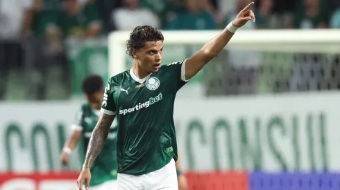 Richard Ríos, do Palmeiras, cobiçado pelo Benfica. Foto: Getty Images