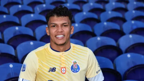 Gabriel Veron volta a ser emprestado pelos dragões. Foto: FC Porto