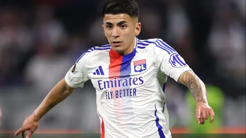 Thiago Almada era o alvo prioritário do Benfica para suceder a Orkun Kokçu, mas o dinheiro do Atlético Madrid falou mais alto e o argentino acabou por sair do Lyon/Botafogo para os 'colchoneros'.