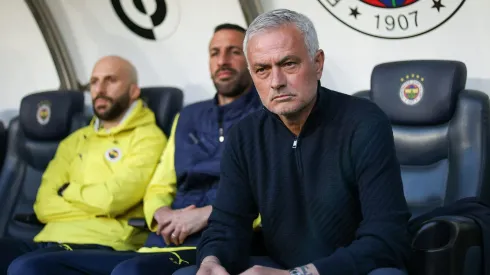 José Mourtinho, do Fenerbahçe, diz que vai regressar a Portugal. Foto: Ahmad Mora/Getty Images