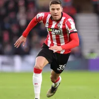 FC Porto contrata defesa-central polaco Jan Bednarek ao Southampton por 7,5 milhões de euros