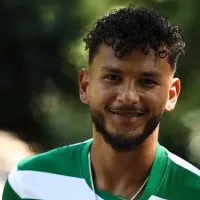 Oficial: Sporting contrata avançado colombiano Luis Suárez ao Almería por 22 milhões de euros