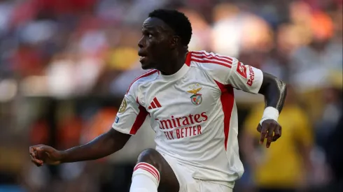 Bruma foi operado e vai ficar de fora dos relvados durante a maior parte da época.