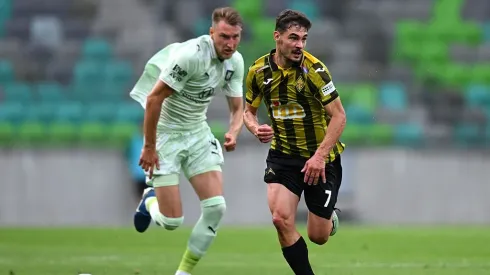 Jorginho em ação pelo Kairat na Champions League. Foto: Getty Images