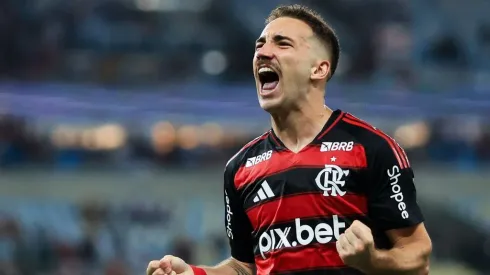 Léo Ortiz, defesa do Flamengo, é alvo do Sporting. Foto: Getty Images