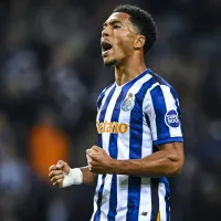 FC Porto: sem espaço após chegada de Luuk de Jong, Namaso entra na mira de Rio Ave e Vitória