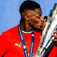 Nuno Mendes: o jogador mais titulado aos 23 anos, à frente de nomes como Cristiano Ronaldo, Messi ou Pelé