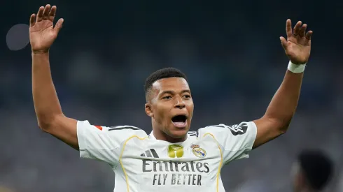 Kylian Mbappé após marcar o golo do Real Madrid ao Osasuna. Foto: Angel Martinez/Getty Images)