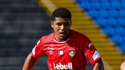 Vinícius Lopes, jogador do Santa Clara. Foto: conta oficial no X do Santa Clara