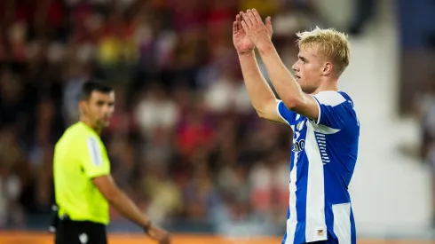 Victor Froholdt será um dos jogadores em foco no jogo dos dragões contra o Casa Pia. Foto: FC Porto