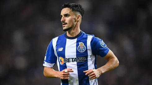Stephen Eustáquio, médio do FC Porto, está perto de deixar o Estádio do Dragão após três anos e meio de azul e branco.