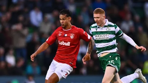 O Santa Clara não foi além de um 0-0 em casa do Shamrock Rovers, após ter perdido em casa no jogo da 1.ª mão.