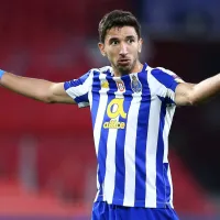 Marko Grujic, dispensado pelo FC Porto, negoceia contrato com os gregos do AEK Atenas