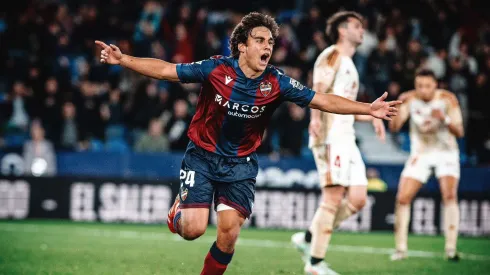 Carlos Álvarez não será reforço do Benfica. Foto: Levante UD