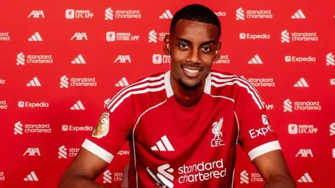 Isak deixou o Newcastle para rumar ao Liverpool. Foto: Getty Images