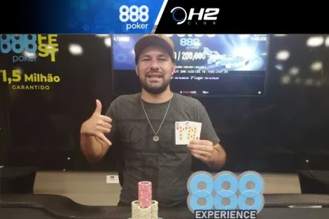 João Antônio é campeão do 50K Experience do 888poker Fest