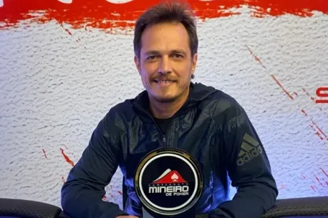 Glauco Saraiva conquista Warm-Up Supremo do Campeonato Mineiro de Poker