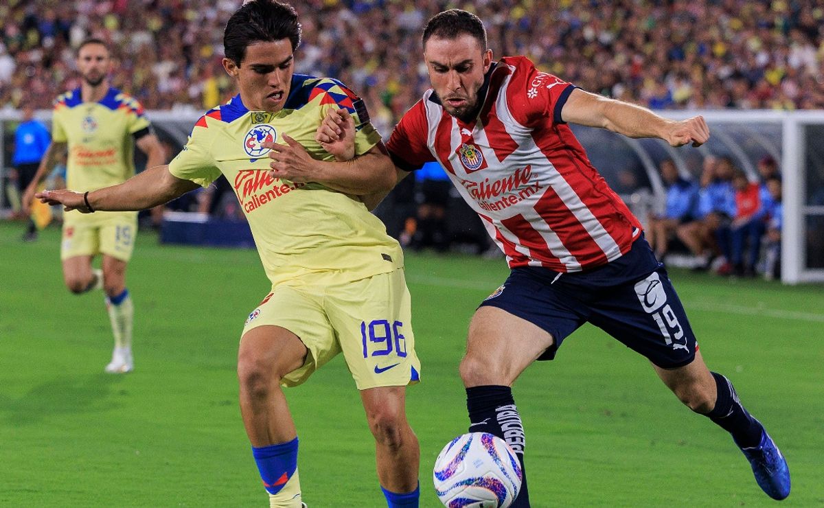 Where to find Chivas vs America on US TV 3 image?src=https%3A%2F%2Fimages.worldsoccertalk.com%2Fjpg%2Ffull%2FWST 20240306 WST 493014 chivas club america