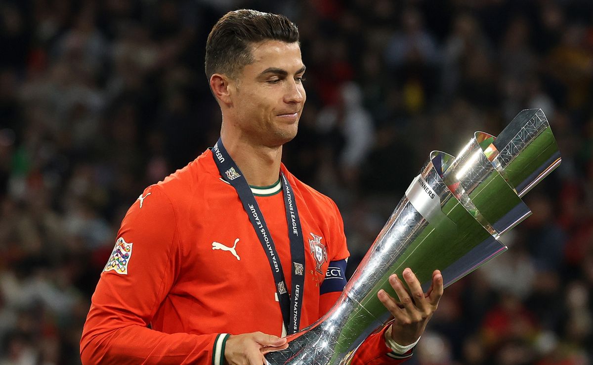 Ronaldo 40 yaşında hələ də zirvədə – Yamalın final seriyasını bitirdi