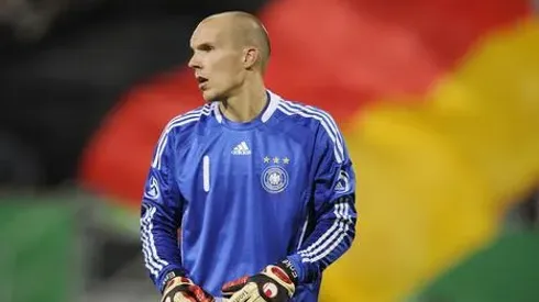 National Team-Keeper Robert Enke committed suicide