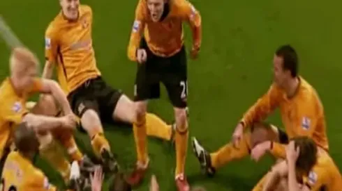 Jimmy Bullard Goal Celebration: Video