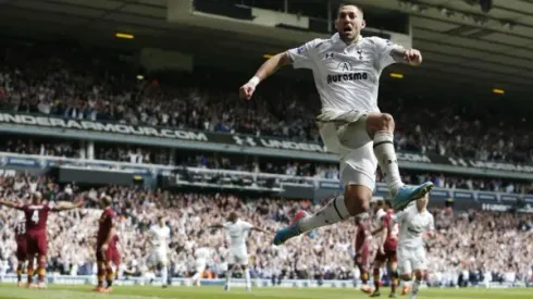 Tottenham Hotspur Confirm Deal Reached to Send Clint Dempsey to MLS