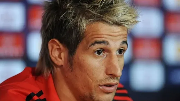 BRAGA, PORTUGAL – MAY 04: Fabio Coentrao of Benfica holds a news conference at Estadio Municipal de Braga the day before the UEFA Europa League semi-final second leg match between Braga and Benfica on May 4, 2011 in Braga, Portugal. (Photo by Denis Doyle/Getty Images)
