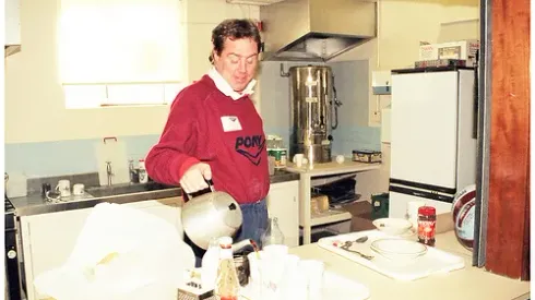 The Day Harry Redknapp Brought a Fan On to Play for West Ham: Daily Soccer Report