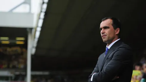 NORWICH, ENGLAND - AUGUST 17: Roberto Martinez of Everton looks on during the Barclays Premier League match between Norwich City and Everton at Carrow Road on August 17, 2013 in Norwich, England. (Photo by Jamie McDonald/Getty Images)
