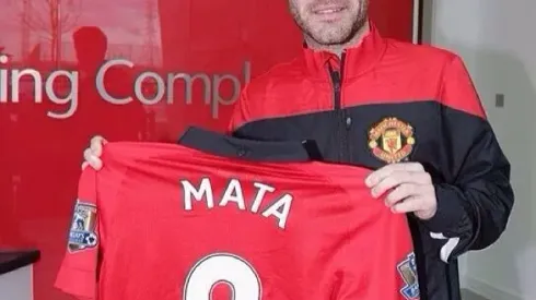 Manchester United Supporters: Order Your Juan Mata Number 8 Shirt