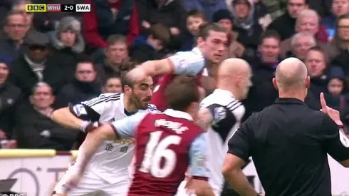 Andy Carroll’s 3 Match Ban Will Stand Following FA and West Ham Independent Arbitration Tribunal: Daily Soccer Report