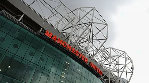 'It Was Like Being Back In the Conference,' Fulham Defender Says About Man United: Daily Soccer Report