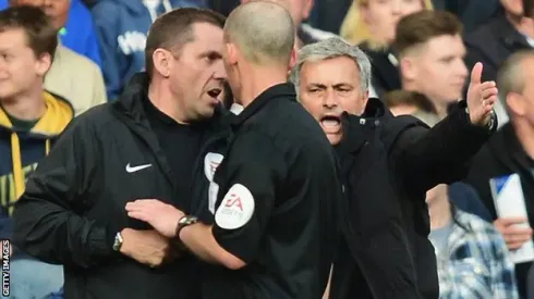 Chelsea Manager Jose Mourinho Fined £10,000 For "Fantastic" Comments; Escapes Ban